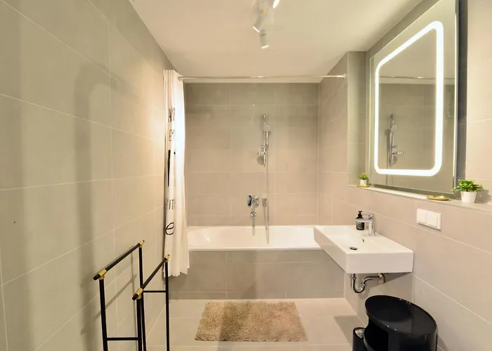Διαμέρισμα Brand-new, Close To Centre, Rooftop-summer-pool