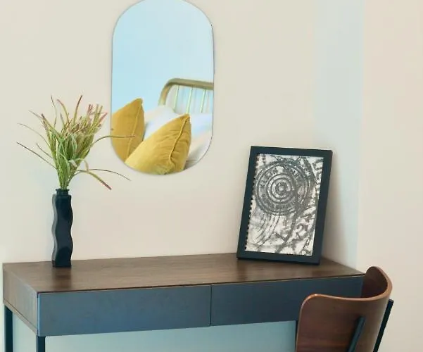 Διαμέρισμα Brand-new, Close To Centre, Rooftop-summer-pool