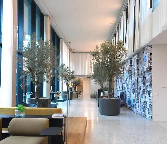 Brand-new, Close To Centre, Rooftop-summer-pool Διαμέρισμα